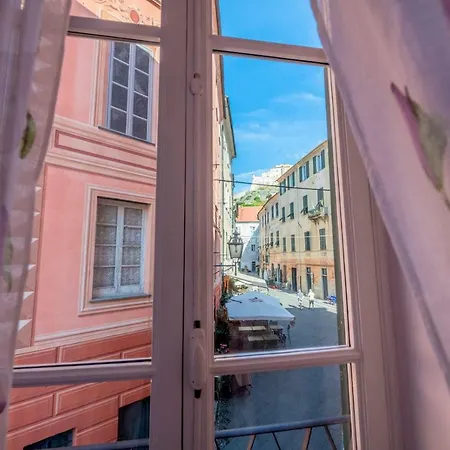 Апартаменты Casa Eve Finalborgo - Romantic House Финале Лигуре